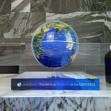 Load image into Gallery viewer, www.flowlow.eu - levitating earth lamp