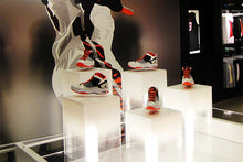 Load image into Gallery viewer, Levitation stand