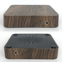 Load image into Gallery viewer, Kosmos-lampe med valnøddetræ-look base - Elegante valnøddetræs detaljer tilføjer en sofistikeret touc